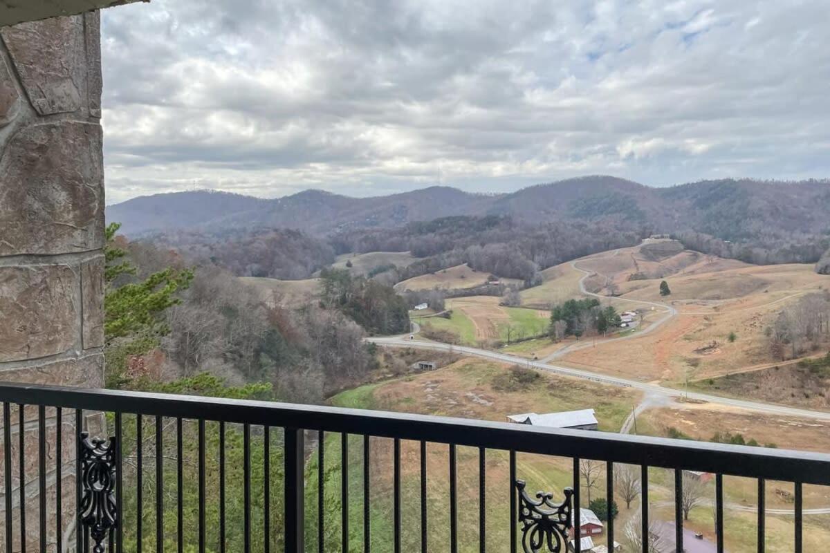 Mountain Views At Dolly'S Castle Unit 7 Villa Sevierville Exterior foto
