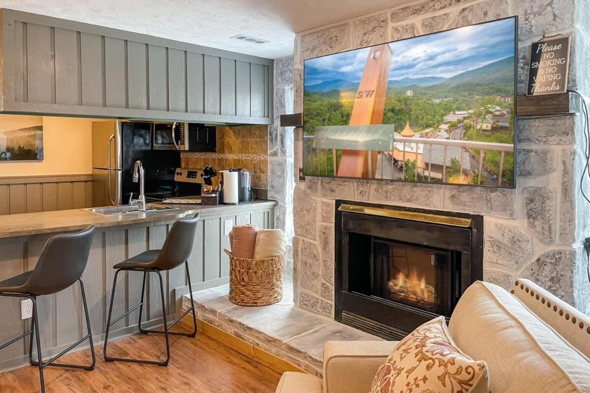 Mountain Views At Dolly'S Castle Unit 7 Villa Sevierville Exterior foto
