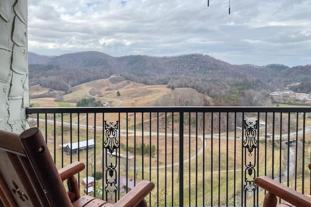 Mountain Views At Dolly'S Castle Unit 7 Villa Sevierville Exterior foto